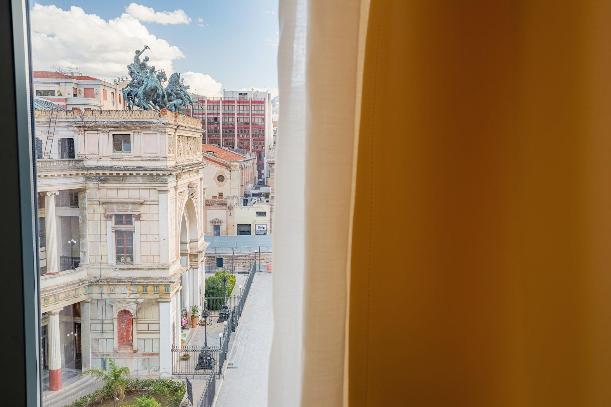 Hotel Politeama Палермо Екстериор снимка