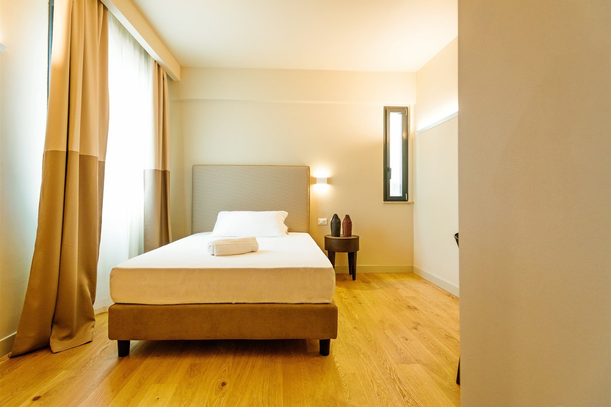 Hotel Politeama Палермо Екстериор снимка