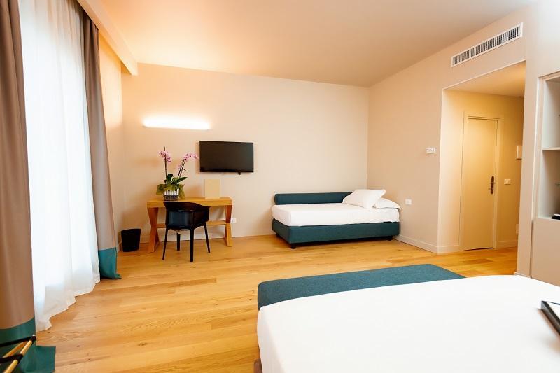 Hotel Politeama Палермо Екстериор снимка